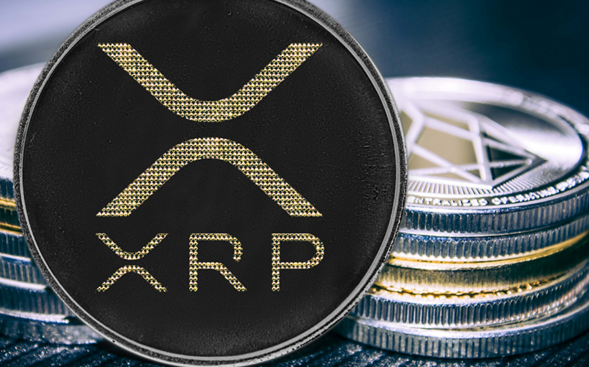 Senator Lummis Calls for Definitive Crypto Regulations Following XRP Ruling