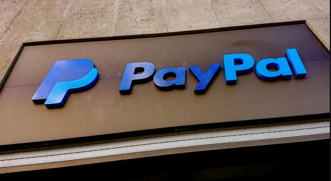 PayPal Temporarily Suspends Bitcoin Purchases in the UK